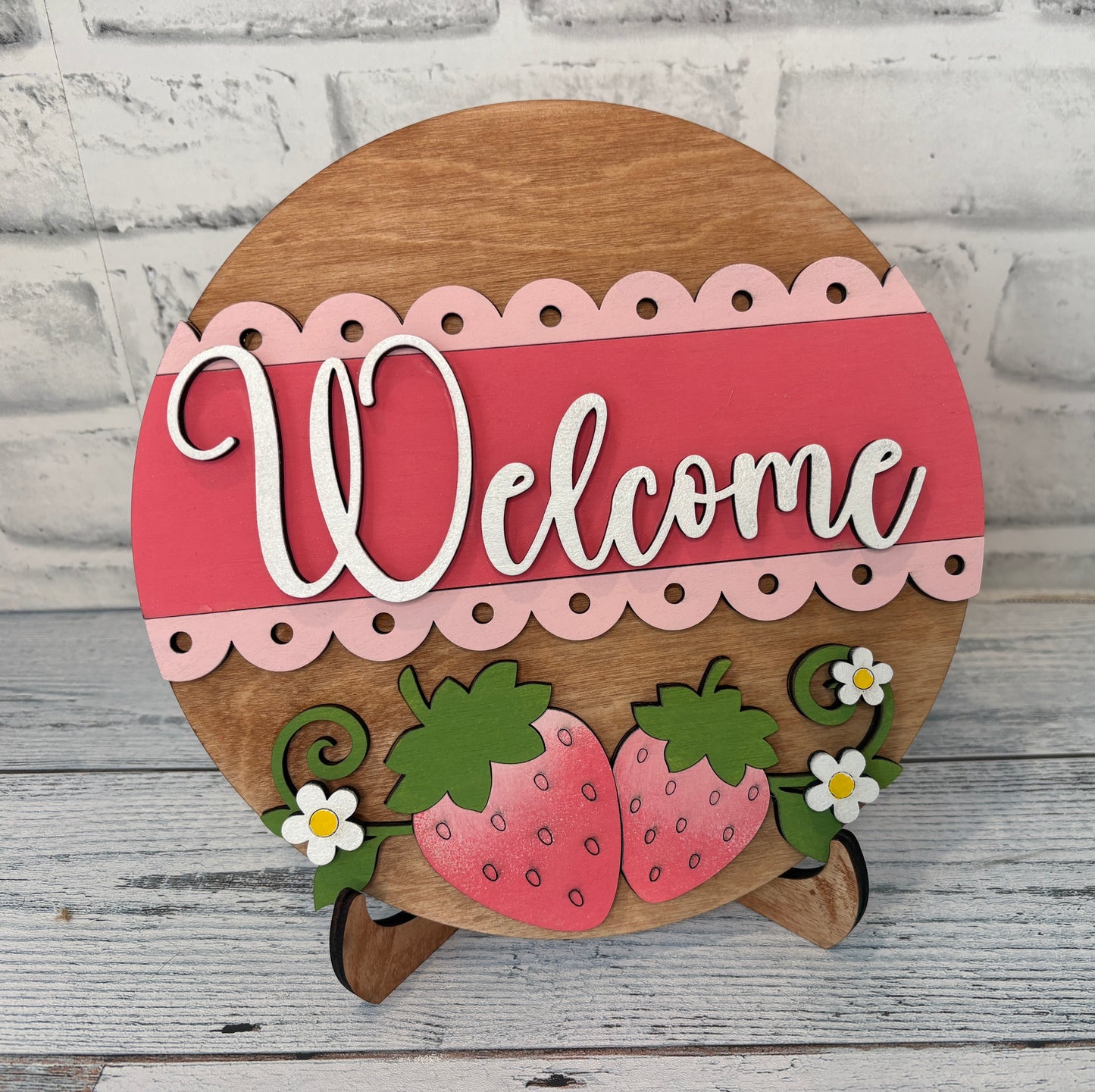 Strawberry Welcome Sign Create-A-Kit